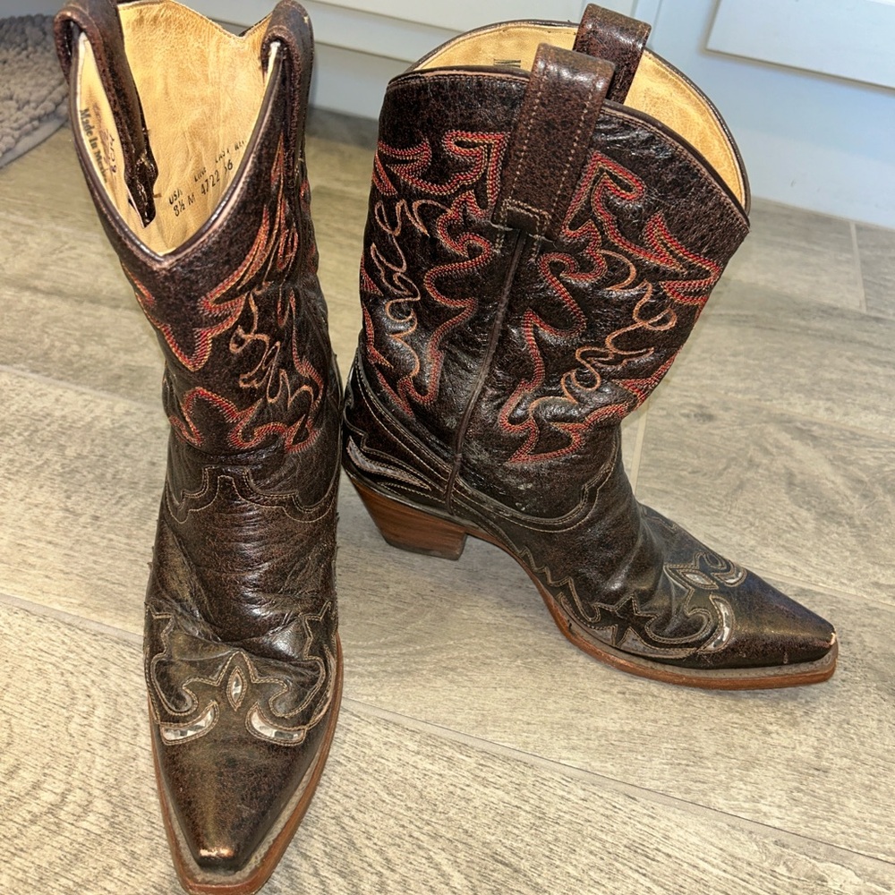 Women’s Corral cowboy boots